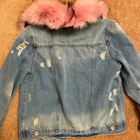 Jean jacket ! - Picture 2 of 2